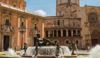 plaza de la virgen